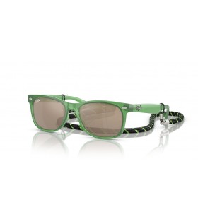Ray-Ban RB9052S New Wayfarer Bambini S (47 - 15) con l'Oro e lenti Verdi frame Occhiali da sole