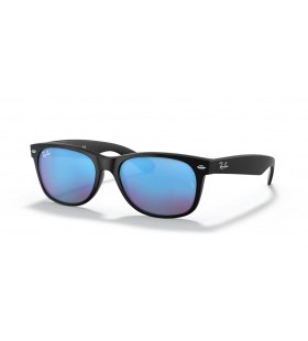 Okulary przeciwsÅ‚oneczne Ray-Ban RB2132 New Wayfarer Flash S (52-18) z niebieskimi soczewkami i czarnej oprawce