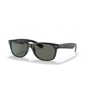 Ray-Ban RB2132F New Wayfarer Classic XL (58 - 18) med GrÃ¶na linser och Svart ram SolglasÃ¶gon