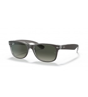 Ray-Ban RB2132 Yeni Wayfarer Renk KarÄ±ÅŸÄ±mÄ± M (55-18) Gri lensler ve GÃ¼mÃ¼ÅŸ Ã§erÃ§eve GÃ¼neÅŸ GÃ¶zlÃ¼ÄŸÃ¼