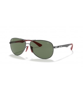Ray-Ban RB8313M de la Scuderia Ferrari de ColecciÃ³n XL (61 - 13) con lentes de color Verde y Plata Gafas de sol de montura