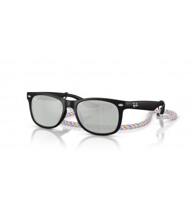 Ray-Ban RB9052S New Wayfarer Ã‰tÃ© Enfants Capsule S (47 - 15) avec les lentilles Vertes et Noir frame Lunettes de soleil